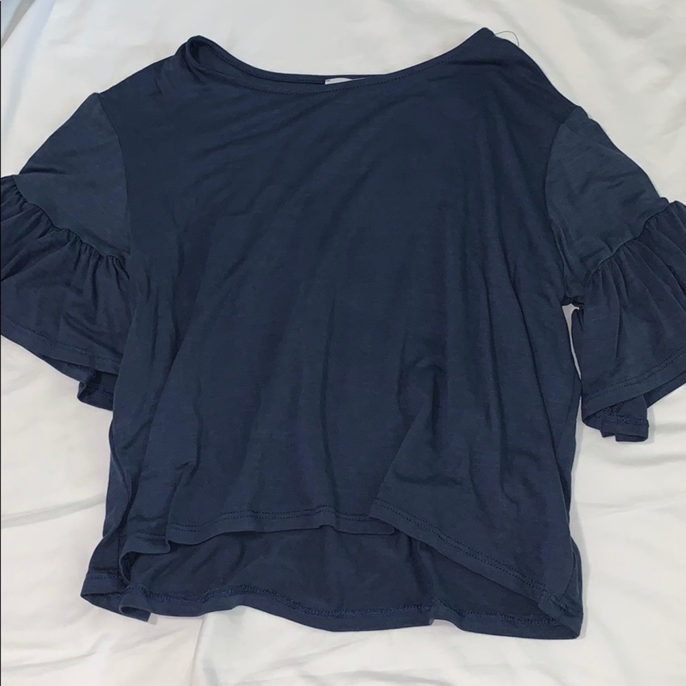 Cute blue ruffle sleeve top